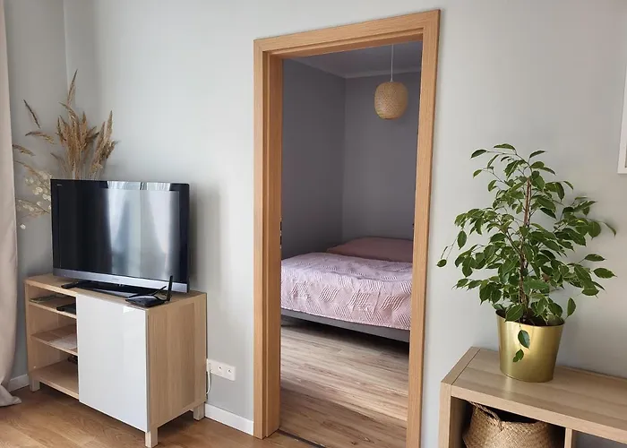 Sunny - Blizej Zdroju * פולניסה-ז'דוז'